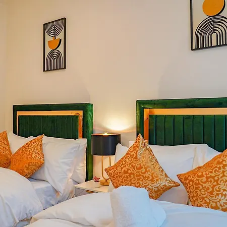 New Luxurious Stunning Block In Apartment