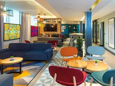 Hampton By Hilton Park Royal 3* Londýn