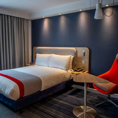 Hotel Express Royal Docks By Ihg