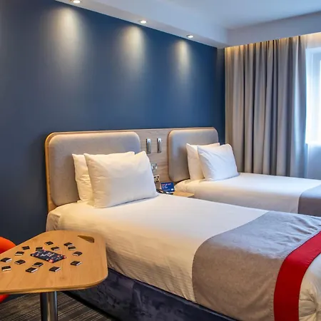 Express Royal Docks By Ihg Londra