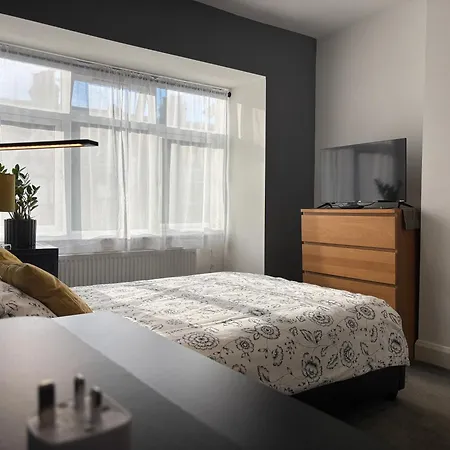 Entire House Floor Perfect For Couples & Freelancers - Available For Single Too