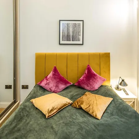 Kensington Arte Casa Apartment London