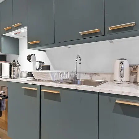 Apartment Modern With Free Wifi *