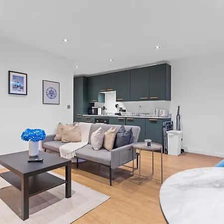 Apartment Modern With Free Wifi *