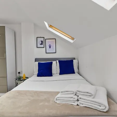 Modern Studio By Livestay Short Lets & Serviced