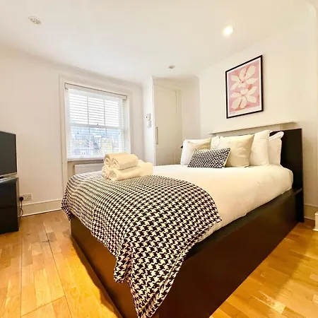 Hyde Park - 1 Bed - B Apartamento