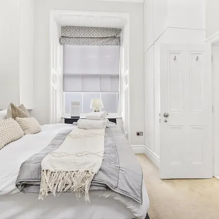 Stunning 3 Bed Paddington *