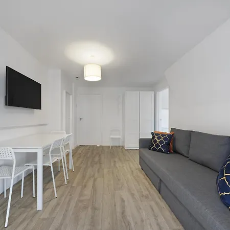 One Bedroom Flat Opposite Archway Station
