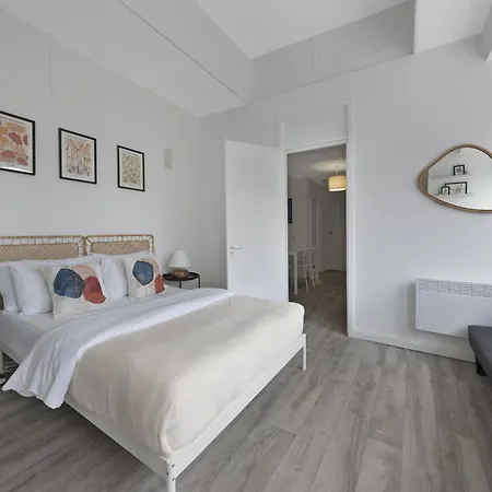 One Bedroom Flat Opposite Archway Station *