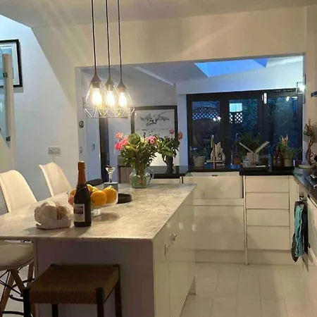 Townhouse By Notting Hill - Sleeps5 Petsok Tv Wifi *