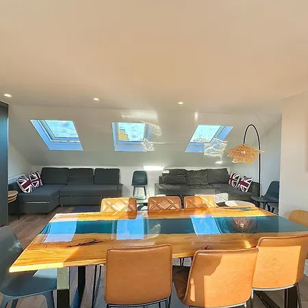 Kensington Penthouse Apartment