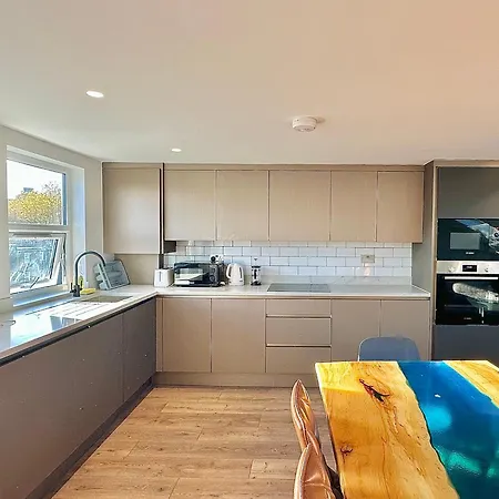 Kensington Penthouse Apartment London