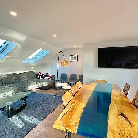 Kensington Penthouse * London