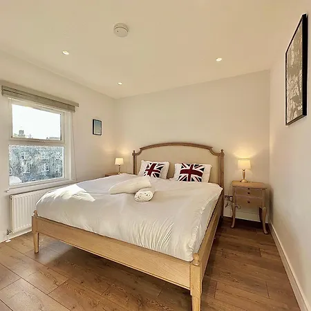 Kensington Penthouse * London