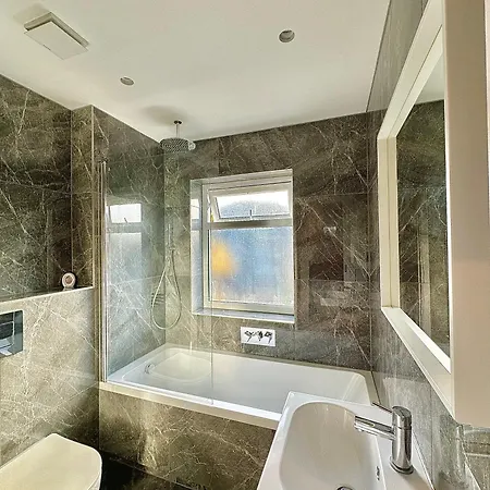 Kensington Penthouse Apartment
