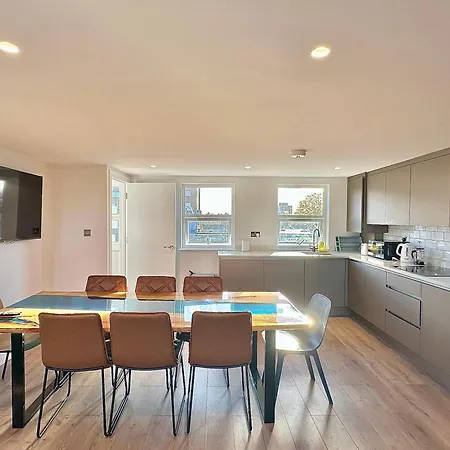 Talgarth Penthouse Lägenhet