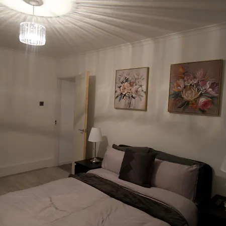 Luxury Wimbledon 2bed Appartement Londen