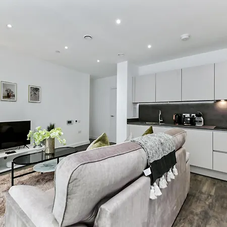 Apartment Stylish 2-bd For Trendy Urban Travelers - Sleeps 5 London
