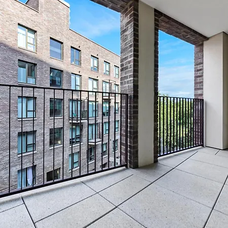 Stylish 2-bd For Trendy Urban Travelers - Sleeps 5 London