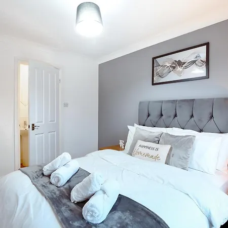 Apartment Cosy 4 Bed With Garden & Driveway Parking Wimbledon