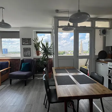 Apartment With Stuning Views Close To Center *