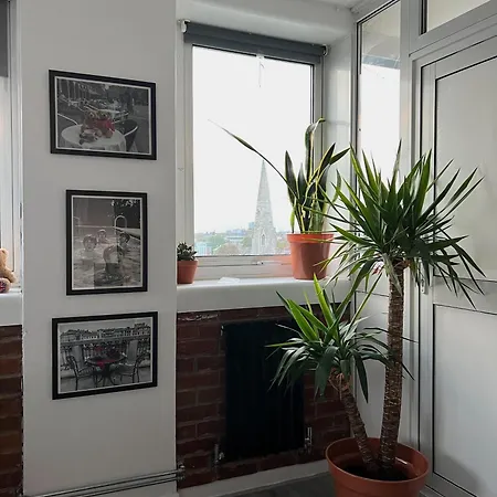 Apartment With Stuning Views Close To Center *