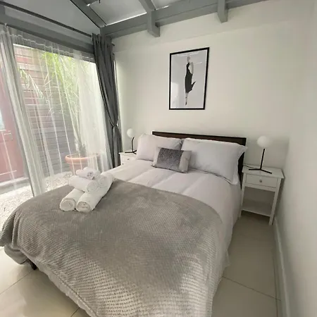 Modern Flat In Angel * 伦敦