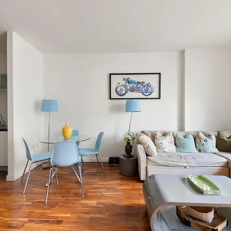 Londwell, Canary Wharf River Thames Penthouse Apartment London