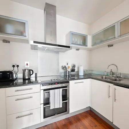 Londwell, Canary Wharf River Thames Penthouse