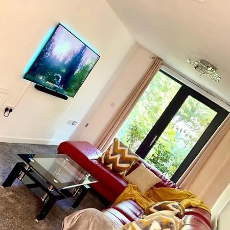 Addai Luxury Apartment *
