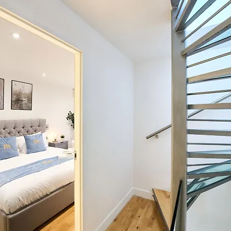 The Garden Loft Apartment