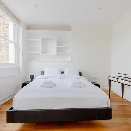 Fantastically Located 2bd Flat Kensington Apartment *