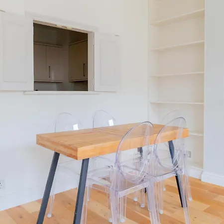 Apartment Fantastically Located 2bd Flat Kensington *
