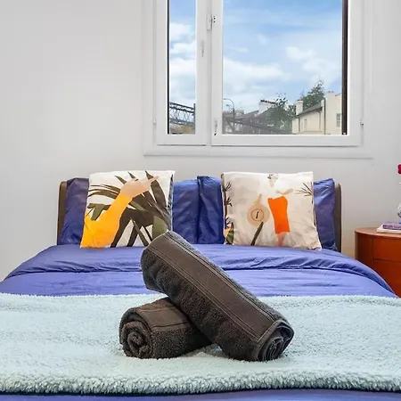 Modern Spacious 2 Bedroom Flat In * London
