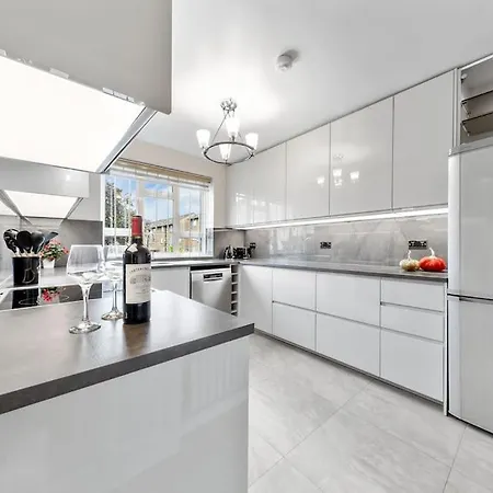 Apartment Modern Spacious 1 Bedroom Flat In Hampstead London