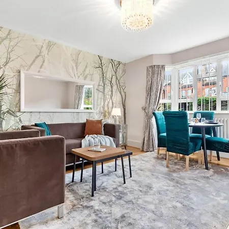 Modern Spacious 1 Bedroom Flat In Hampstead * London