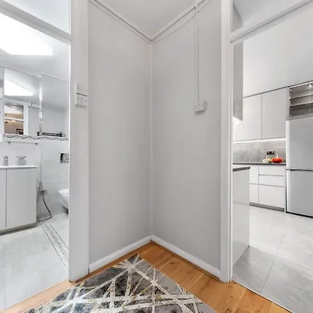 Modern Spacious 1 Bedroom Flat In Hampstead