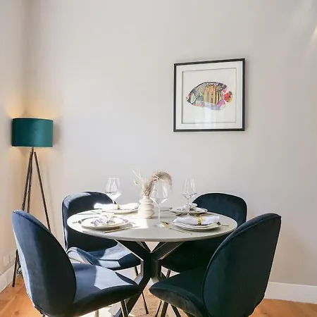 Apartment Stylish 2 Bed Flat On The Iconic Portobello Road *