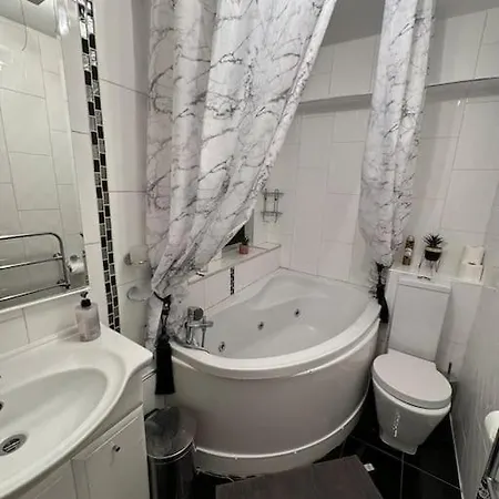 Amazing 2 Flat Bedroom In Chelsea London