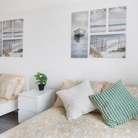 Kingswood Homestay London