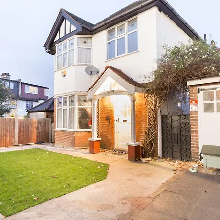 Kingswood * London