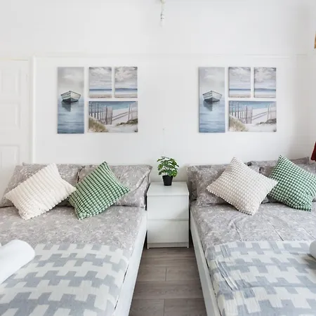 Homestay Kingswood