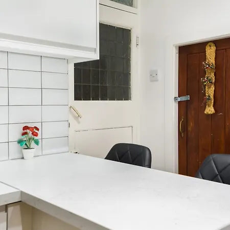 Kingswood Homestay