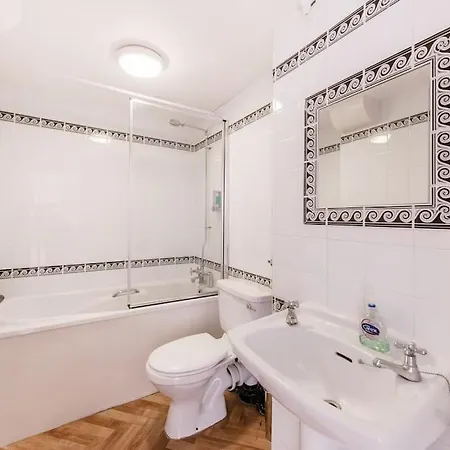 Apartment Baker Street With Terrace London