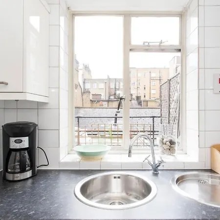 Apartment Baker Street With Terrace London