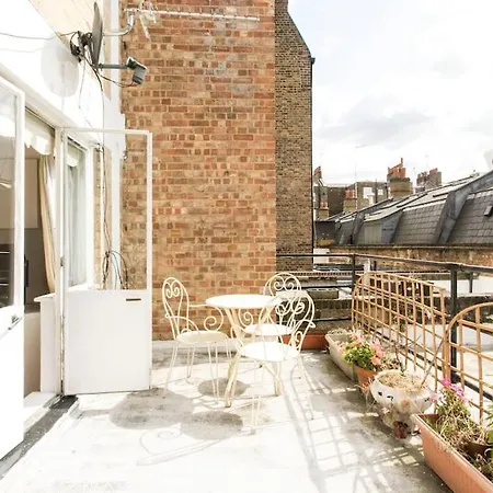 Apartment Baker Street With Terrace