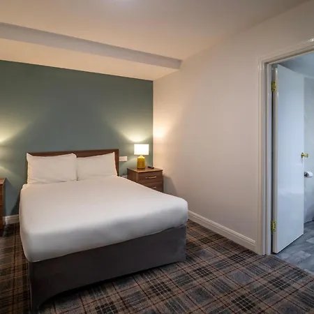 Hampstead Britannia 3*