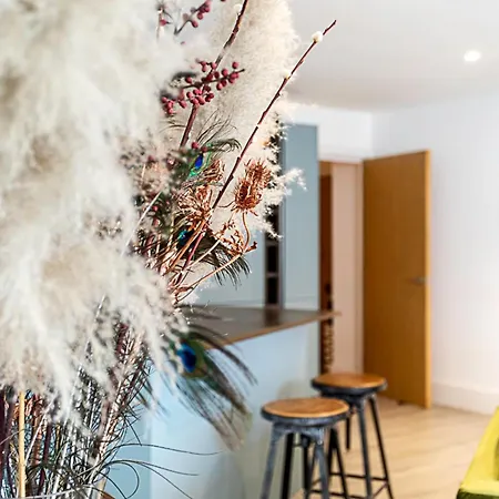 Duplex Two-bed Near Tower Bridge Apartment
