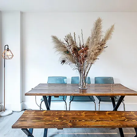 Duplex Two-bed Near Tower Bridge Apartment *
