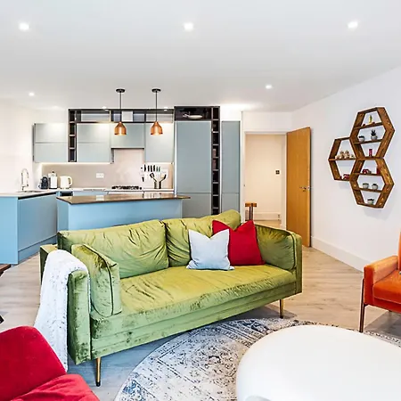 Apartment Duplex Two-bed Near Tower Bridge *